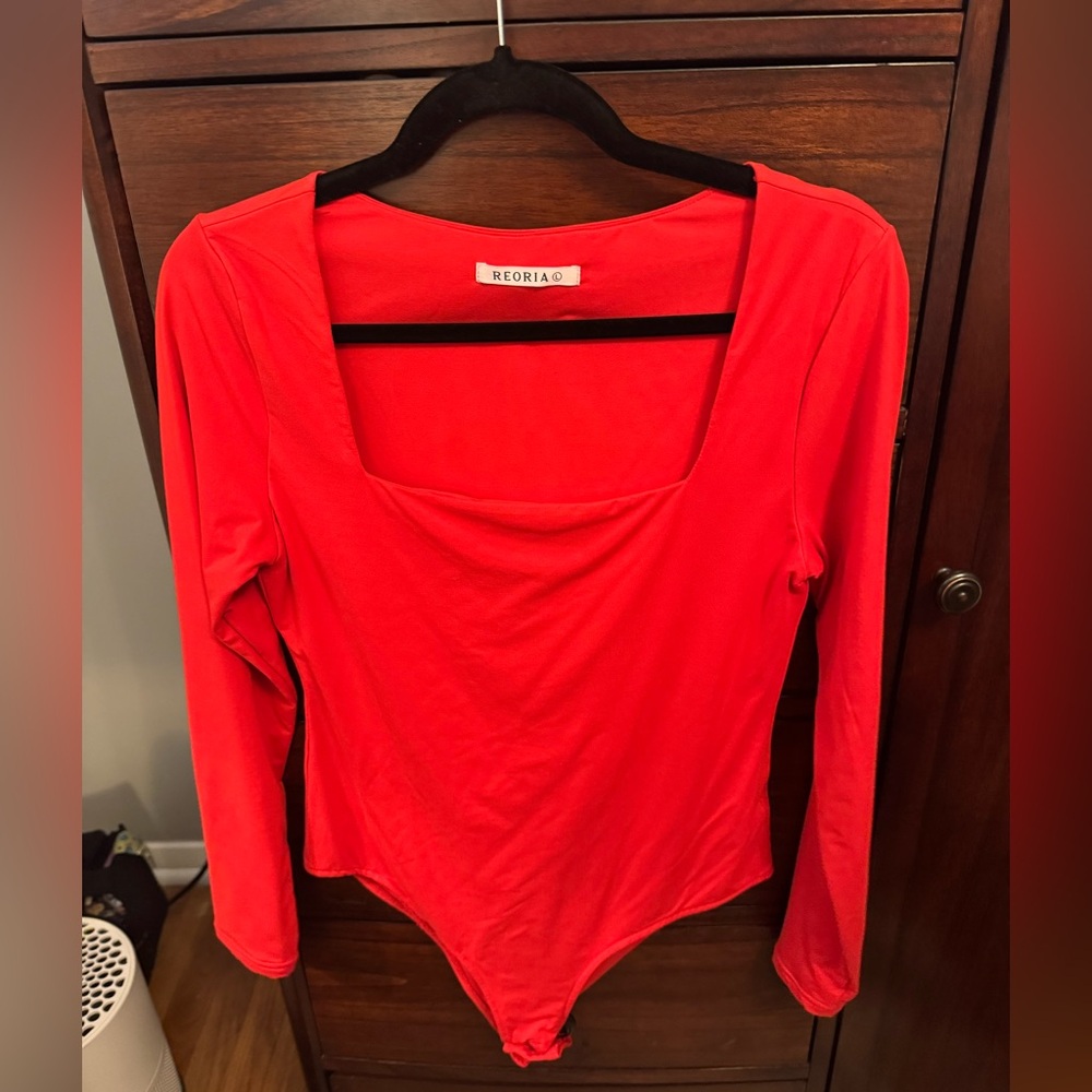 Red women’s bodysuit size L